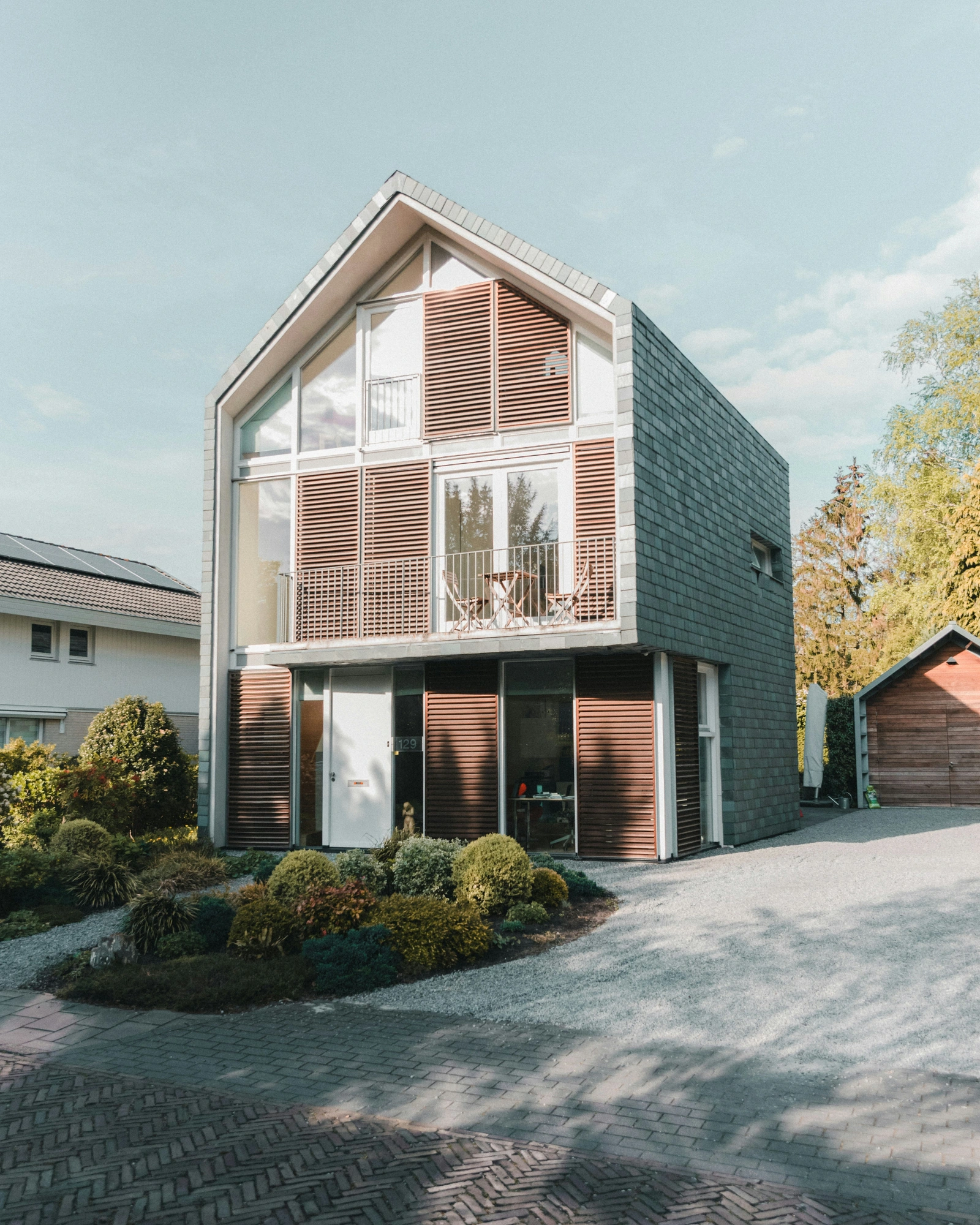 Avenia real estate